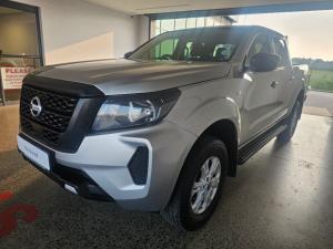 Nissan Navara 2.5DDTI SE Plus 4X4 D/C - Image 2