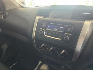 Nissan Navara 2.5DDTI SE automatic D/C - Image 12