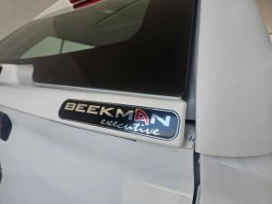 Nissan Navara 2.5DDTI SE automatic D/C - Image 18