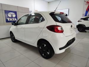 Tata Tiago 1.2 XT manual - Image 6