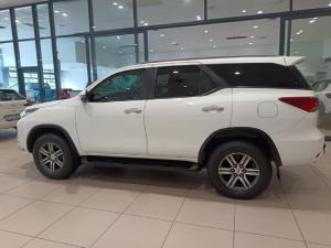 Toyota Fortuner 2.4GD-6 4x4 auto - Image 2