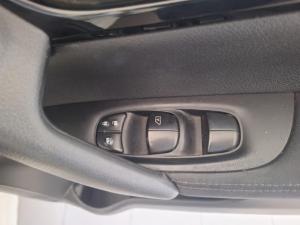 Suzuki Ertiga 1.5 GA - Image 9