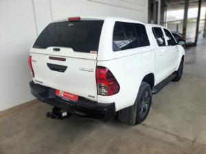 Toyota Hilux 2.4GD-6 double cab 4x4 Raider auto - Image 4