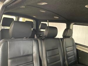 Volkswagen Transporter 2.0BiTDI crew bus LWB 4Motion 8-seater - Image 10