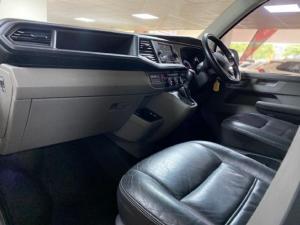 Volkswagen Transporter 2.0BiTDI crew bus LWB 4Motion 8-seater - Image 12