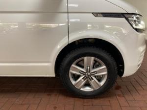 Volkswagen Transporter 2.0BiTDI crew bus LWB 4Motion 8-seater - Image 6