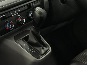 Volkswagen Transporter 2.0TDI Kombi SWB Trendline auto - Image 12