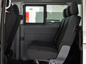 Volkswagen Transporter 2.0TDI Kombi SWB Trendline auto - Image 13
