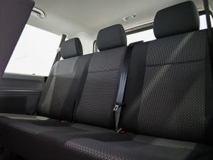 Volkswagen Transporter 2.0TDI Kombi SWB Trendline auto - Image 15