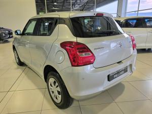 Suzuki Swift 1.2 GL auto - Image 9
