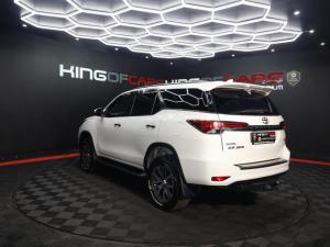 Toyota Fortuner 2.8GD-6 4x4 auto - Image 4