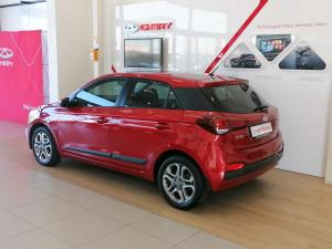 Hyundai i20 1.4 Fluid auto - Image 4