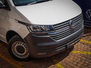 Volkswagen Transporter 2.0TDI panel van LWB manual - Image 4