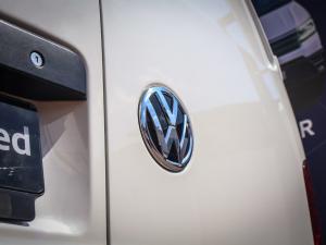 Volkswagen Transporter 2.0TDI panel van LWB manual - Image 6