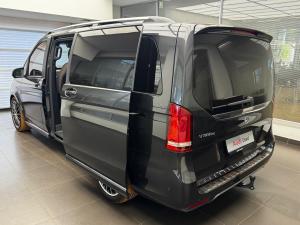 Mercedes-Benz V-Class V300d Avantgarde AMG Line - Image 13