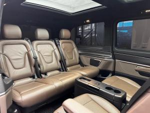 Mercedes-Benz V-Class V300d Avantgarde AMG Line - Image 20