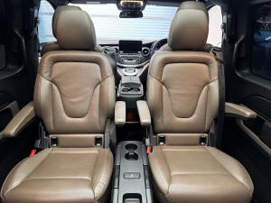 Mercedes-Benz V-Class V300d Avantgarde AMG Line - Image 22