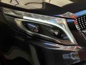Mercedes-Benz V-Class V300d Avantgarde AMG Line - Image 7