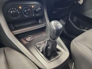 Ford Figo hatch 1.5 Ambiente - Image 13