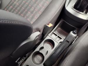 Ford Figo hatch 1.5 Ambiente - Image 15