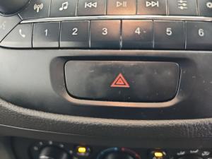 Ford Figo hatch 1.5 Ambiente - Image 16