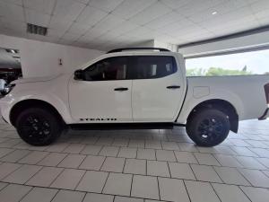 Nissan Navara 2.5DDTi double cab Stealth 4x4 - Image 7