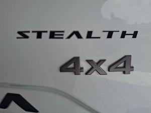 Nissan Navara 2.5DDTi double cab Stealth 4x4 - Image 9