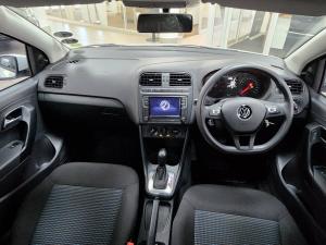 Volkswagen Polo Vivo hatch 1.6 Comfortline auto - Image 8