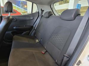 Hyundai Grand i10 1.0 Motion hatch manual - Image 10