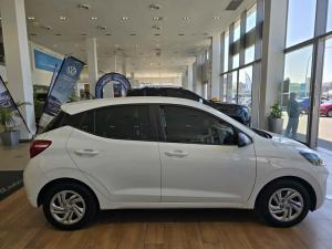 Hyundai Grand i10 1.0 Motion hatch manual - Image 3