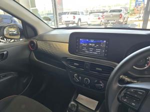 Hyundai Grand i10 1.0 Motion hatch manual - Image 7