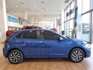 Volkswagen Polo hatch 1.0TSI - Image 3