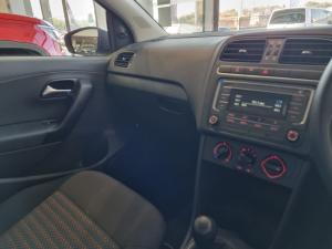 Volkswagen Polo Vivo hatch 1.4 Trendline - Image 5