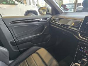 Volkswagen T-Roc 2.0TSI 4Motion R-Line - Image 21
