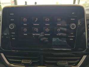 Volkswagen T-Roc 2.0TSI 4Motion R-Line - Image 23