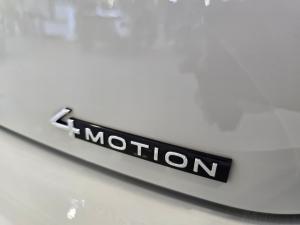 Volkswagen T-Roc 2.0TSI 4Motion R-Line - Image 7