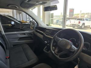Volkswagen Transporter 2.0TDI double cab - Image 3