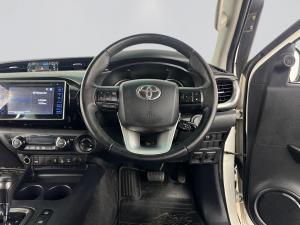 Toyota Hilux 2.8 GD-6 Raider 4X4 automaticD/C - Image 13
