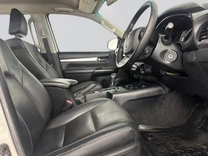 Toyota Hilux 2.8 GD-6 Raider 4X4 automaticD/C - Image 16