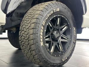 Toyota Hilux 2.8 GD-6 Raider 4X4 automaticD/C - Image 19