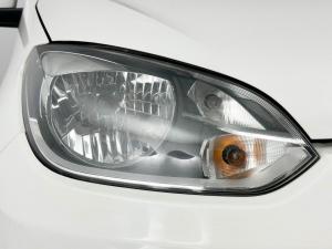 Volkswagen Move UP! 1.0 3-Door - Image 9