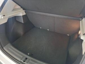 MG ZS 1.5 Luxury - Image 12