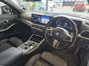 BMW 3 Series 318i - Image 12
