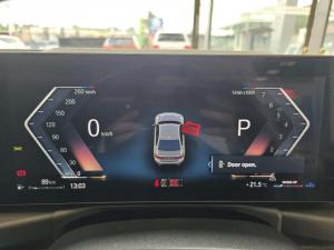 BMW 3 Series 318i - Image 8