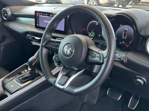 Alfa Romeo Tonale 1.5T Hybrid Ti - Image 14