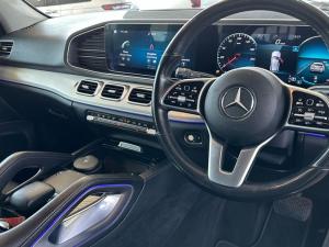 Mercedes-Benz GLE GLE300d 4Matic - Image 17