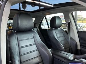 Mercedes-Benz GLE GLE300d 4Matic - Image 20