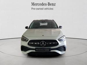Mercedes-Benz GLA GLA200d Progressive - Image 2