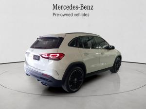 Mercedes-Benz GLA GLA200d Progressive - Image 3