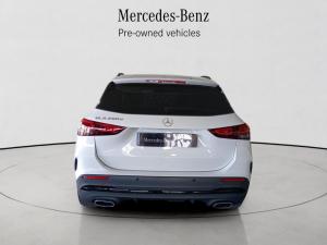 Mercedes-Benz GLA GLA200d Progressive - Image 6
